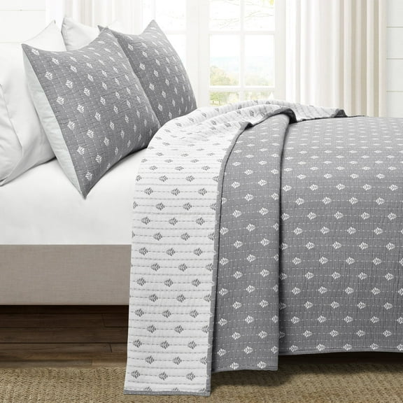 Lush Decor Hygge Kantha Pick Stitch Yarn Dyed Cotton Jacquard Quilt/Coverlet Gray/Off White 3Pc King