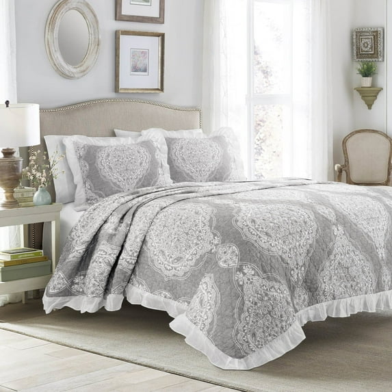 Lush Decor Lucianna Damask Cotton Reversible Bedspread, King, Gray, 3-Pc Set
