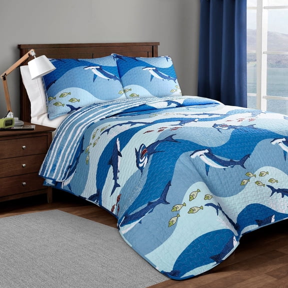 Lush Decor Shark Allover Sealife Cotton Reversible Quilt, Full/Queen, Blue, 3-Pc Set