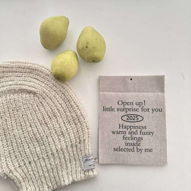 LutIedan Cloth Art 2025 Calendar