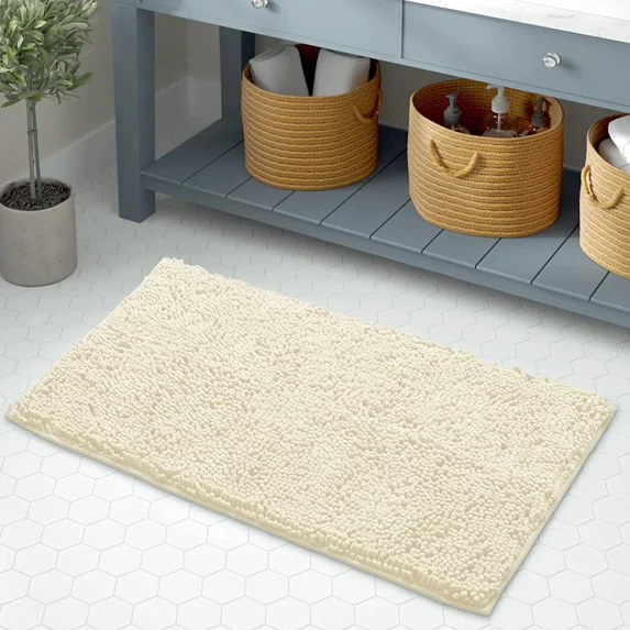 LuxUrux Extra Soft Chenille Cream Microfiber Bath Rug, 15 × 23 In, Super Absorbent