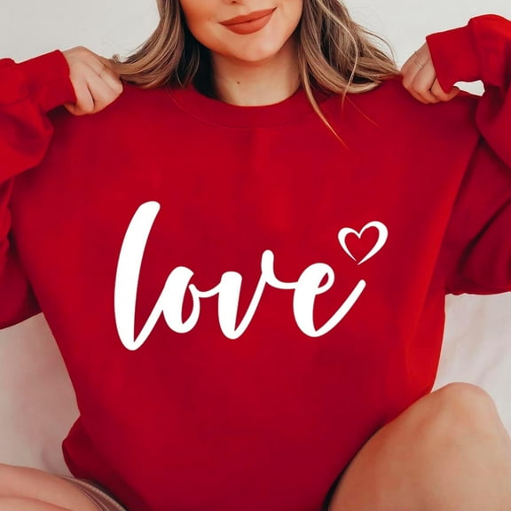 Luxalzxs Valentines Day Sweatshirt Women Red Love Heart Graphic Crewneck Long Sleeve Shirts Valentine's Day Pullover Tops