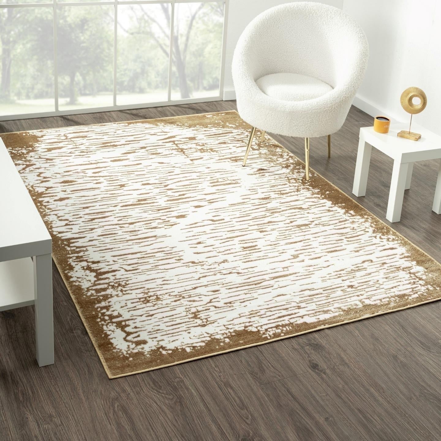 Gold and White Abstract Pattern Synthetic Area Rug, 4' x 5'