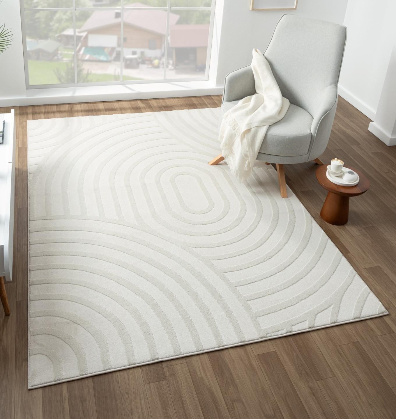 Cream Geometric Oval Synthetic 4x5 Area Rug