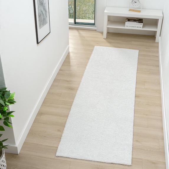 Luxe Weavers Machine Woven White 2x7 Runner Rug, Indoor Stain-Resistant Fringed Carpet