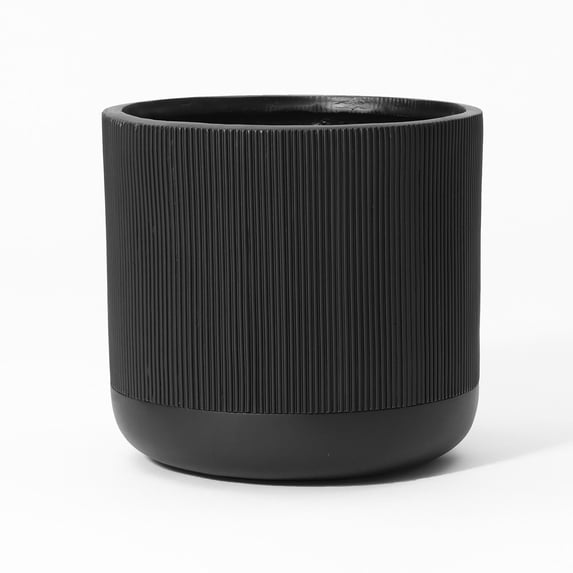 LuxenHome 17.3-Inch Round Black Stripes MgO Planter