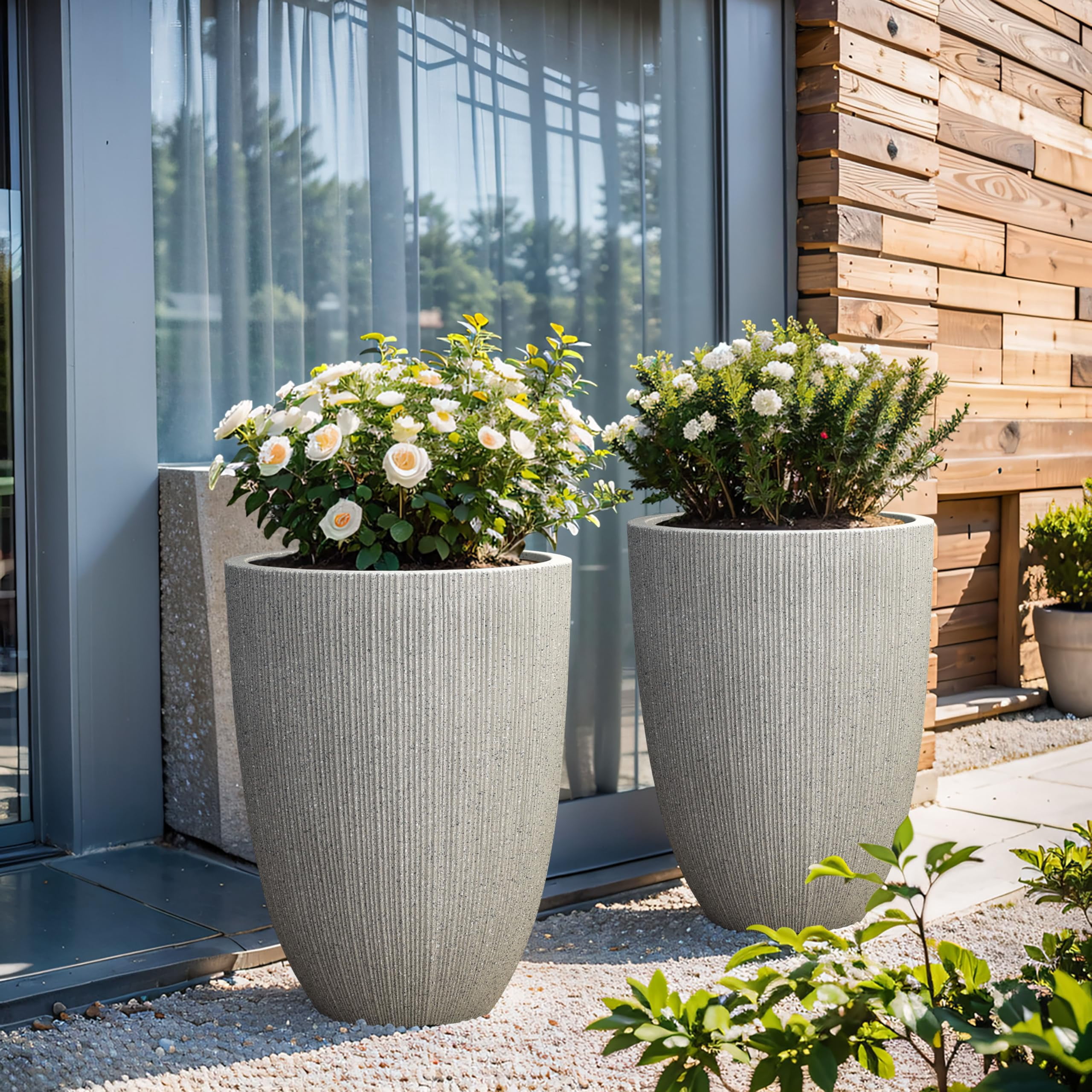 LuxenHome 2-Piece Mediterranean Beige Tall Tapered Round Plastic Planters Set