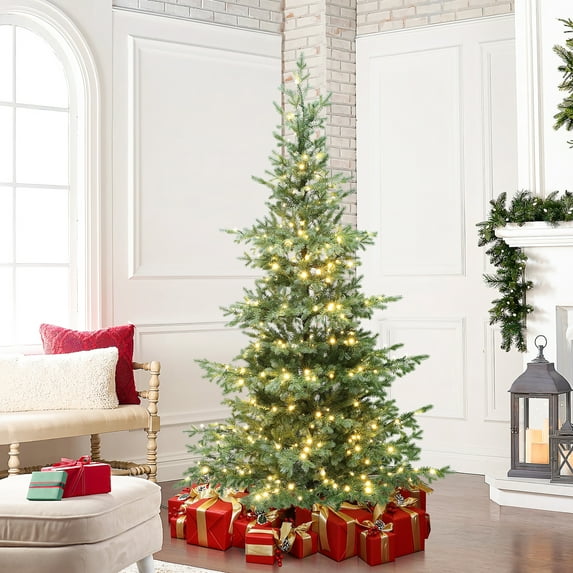 LuxenHome 7Ft Pre-Lit Artificial Pine Christmas Tree with Dusty Green PE Tips & Metal Stand