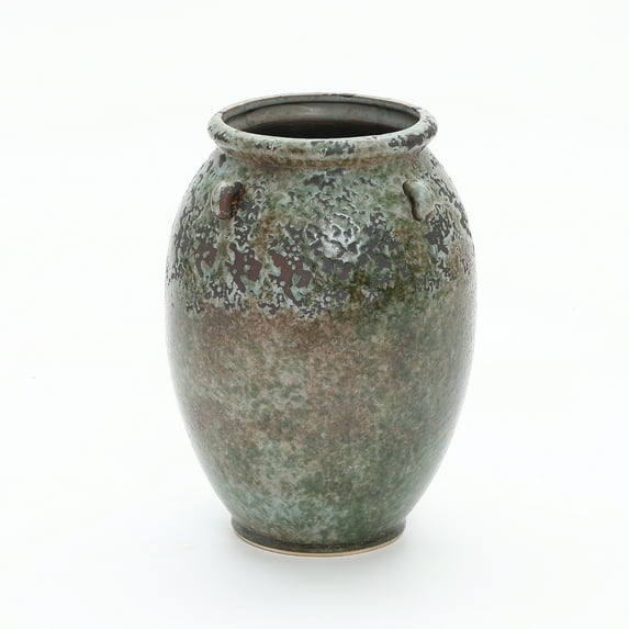 LuxenHome Antiqued Terracotta Jar Vase, Rustic 17-Inch Green & Brown Flower Holder