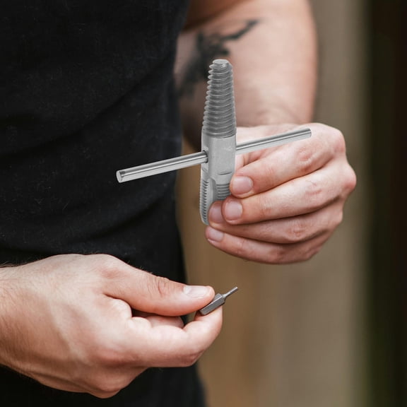 Luxshiny Mini Pipe Wrench Screw Extractor Silver Stainless Steel 1 Set