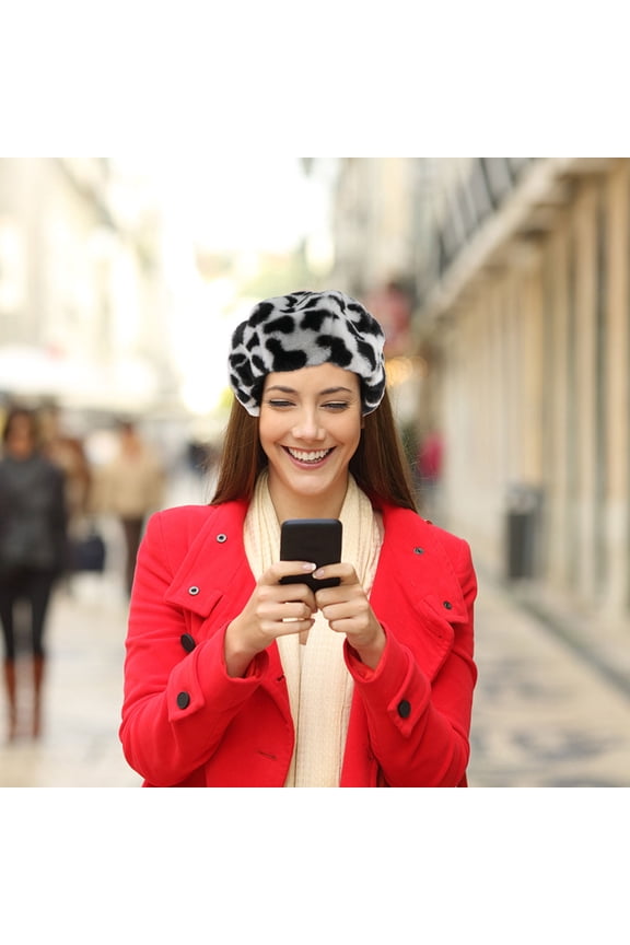 1Pack Knitted Beret Leopard Plush Vintage Style for Girls in Winter