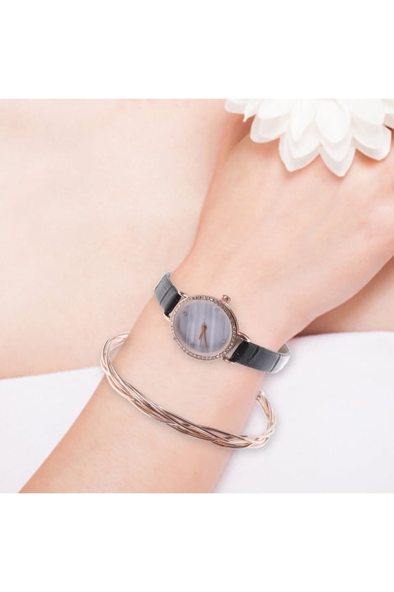 Women's Quartz Wristwatch Set with Black PU Strap and Stylish Alloy Bracelet for Fashionable Looks