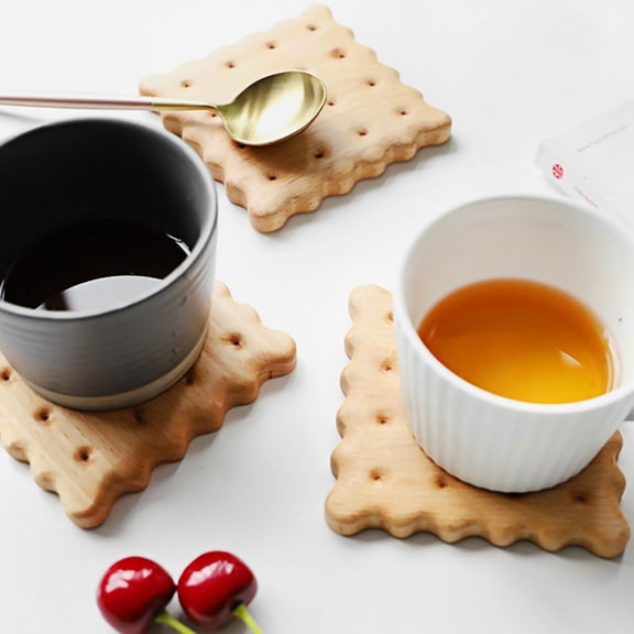 Luxshiny 2Pcs Rustic Style Wooden Cup Mats Heat Insulated Table Protector for Home Use