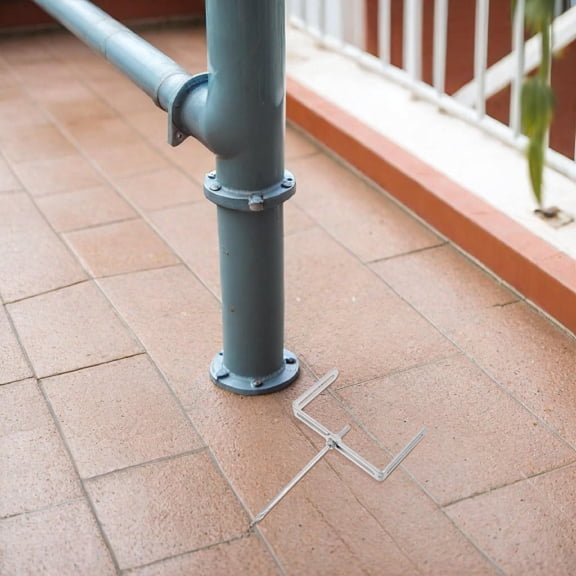 Luxshiny Iron Downspout Support Weather-Resistant Adjustable for Garden 2Pcs