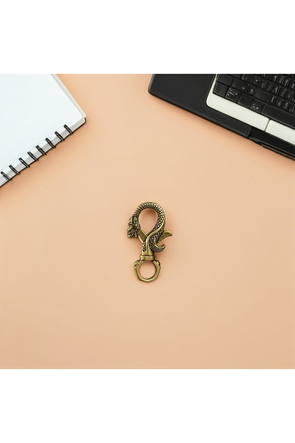 Retro Style Golden Copper Keychain Hook - Unique and Stylish Accessory for Everyday Use