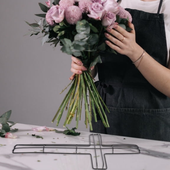 Luxshiny 6Pcs Solid Metal Cross Wreath Frame Black Wire for Christmas and Seasonal Decorations