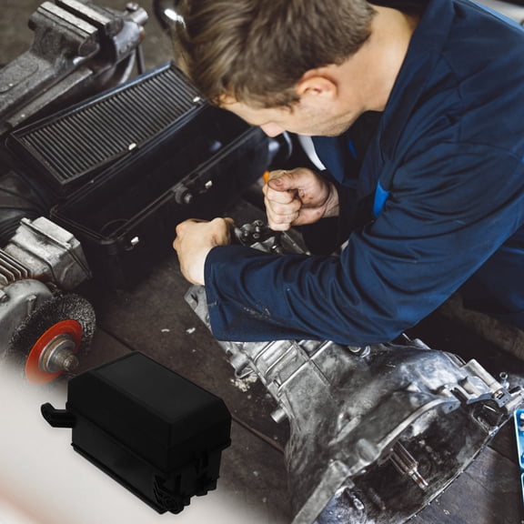 Luxshiny Sturdy Black Fuse and Relay Box for Car Use with Easy Access Cover
