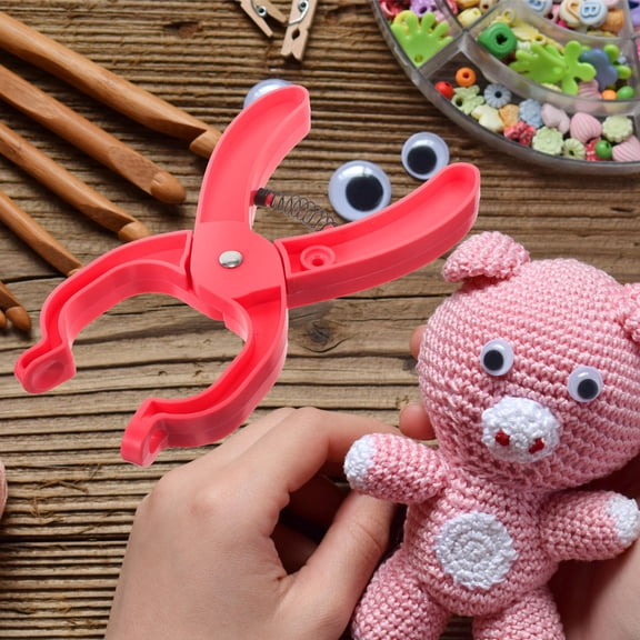 Luxshiny Crochet Eye Snapper Tool in Pink Durable Safety Eye Pliers for Craft Projects