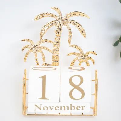Luxshiny Daily Desk Calendar Wooden Block Calendar Golden 1Pcs Recipients