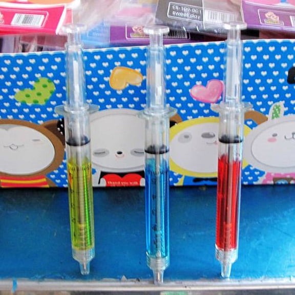 Luxshiny Green Syringe Pen Ballpoint Plastic Material with Novelty Needle Tube Appearance