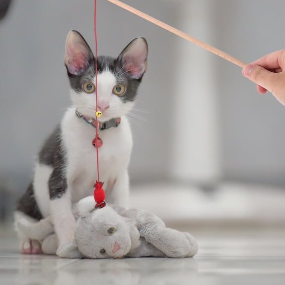 Luxshiny Red Plush Cat Teasing Stick with Christmas Design for Cat Exercise and Stress Relief