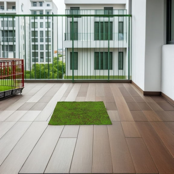 Luxshiny Outdoor Green Synthetic Grass Turf for Garden Arrangement and Balcony Decor