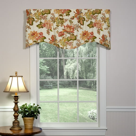 Luxuriance Winston Valance