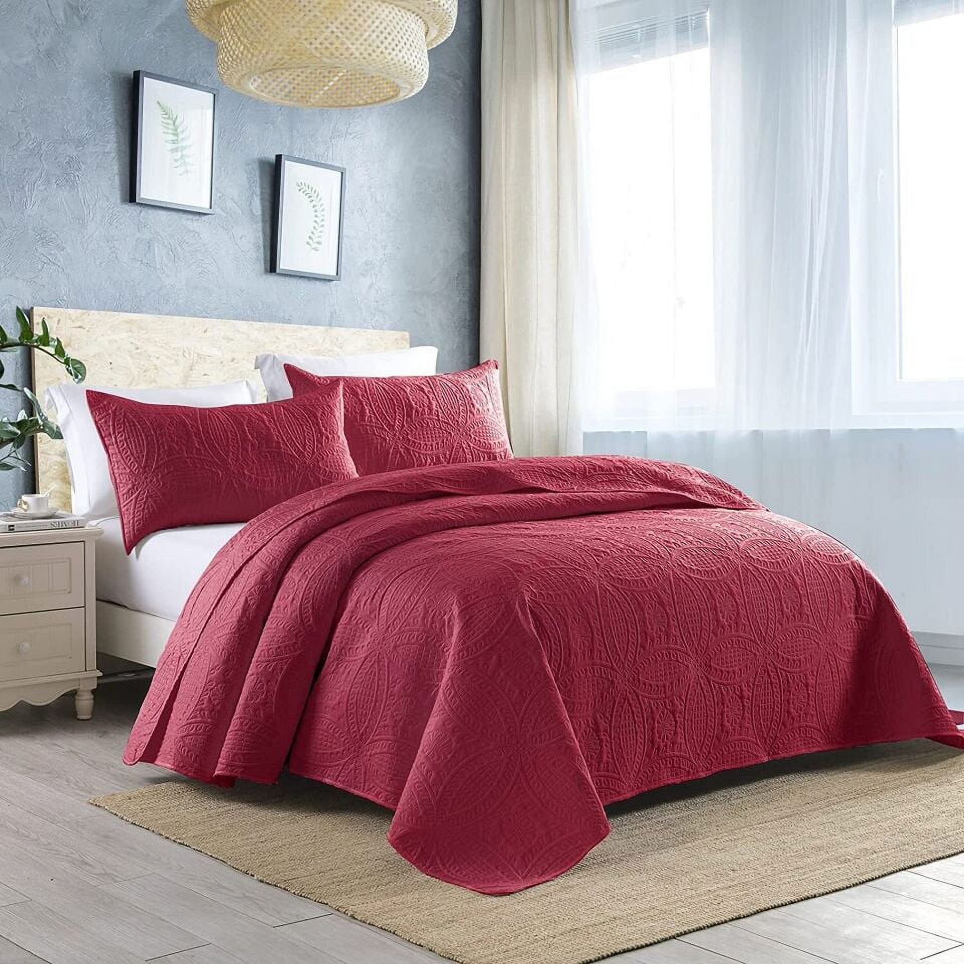 Luxurious 100 Polyester Quilt Set with Ultrasonic Technology Ultimate