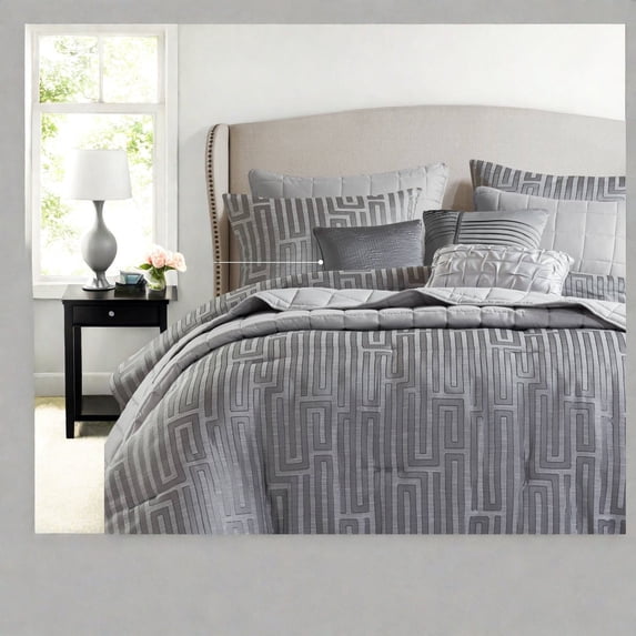 Luxurious 10Piece Queen Bedding Sets Jacquard Polyester Comforter in Grey