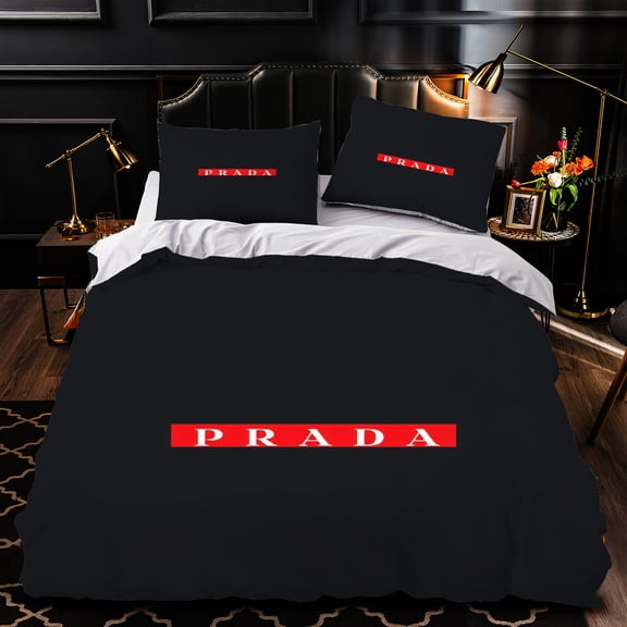 Luxurious 3-Piece Duvet Cover Set - Black and White Modern Design with Red Soft Bedding Stylish Bedroom Decor