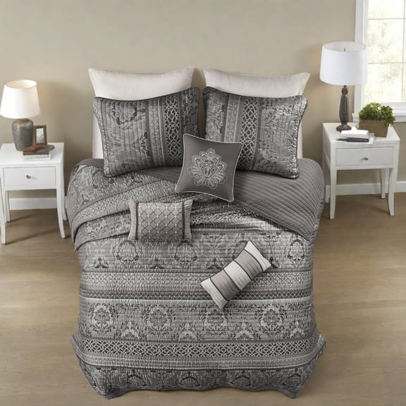Luxurious 6Piece King/Cal King Bedding Set Jacquard Polyester with Decorative Pillows Reversible Design for Modern Home