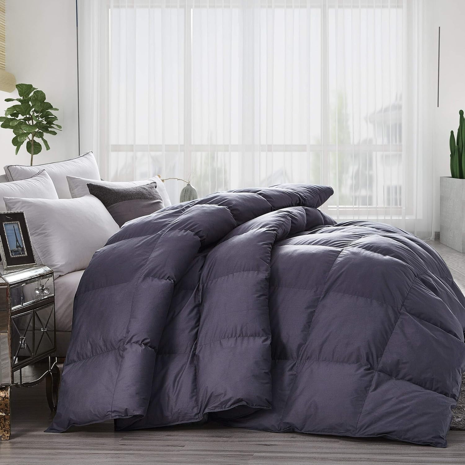 Luxurious Heavy Goose Down Comforter Full Size Duvet Insert, Classic