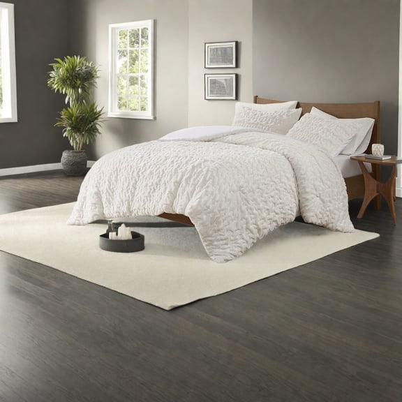 Luxurious Ivory Bedding Set Ruched Faux Fur Comforter with Microfiber Reverse for All Seasons