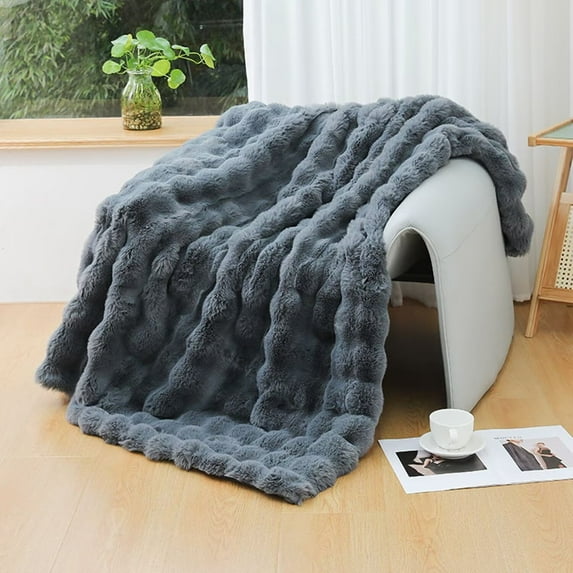 Luxurious Minky Blankets | Super Soft, Fuzzy, and Fluffy Faux Fur | Preppy Couch Covers & Throw Blankets | Ideal for Adults, Kids, Teens (Chic | Blueberry) A229