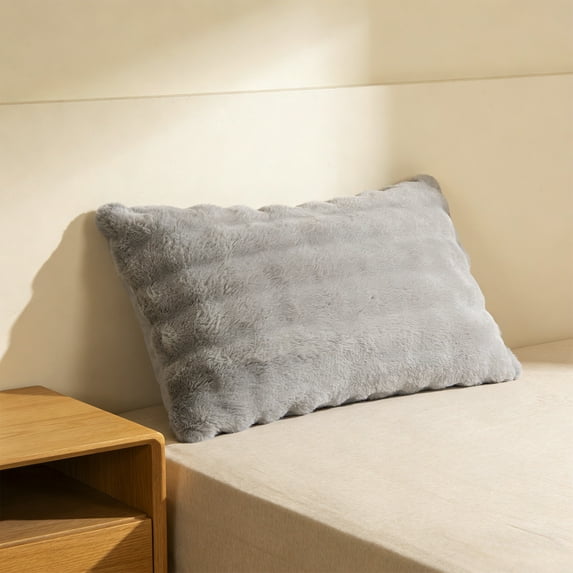 Luxurious Soft Plush Long Pile Bubbled Pillow Cover with Zipper Closure, Fuzzy Standard Size for Bedroom and Living Room Decor, 29.13x18.89 inches
