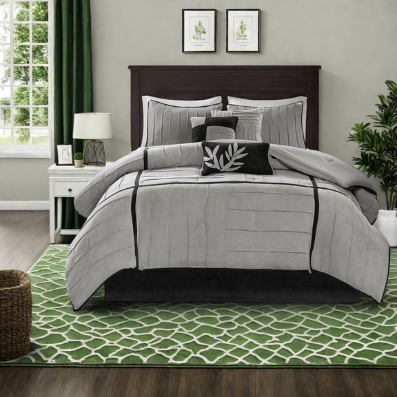 Luxury 7Piece Suede Bedding Set Grey Polyester Comforter with Modern Touch for Home