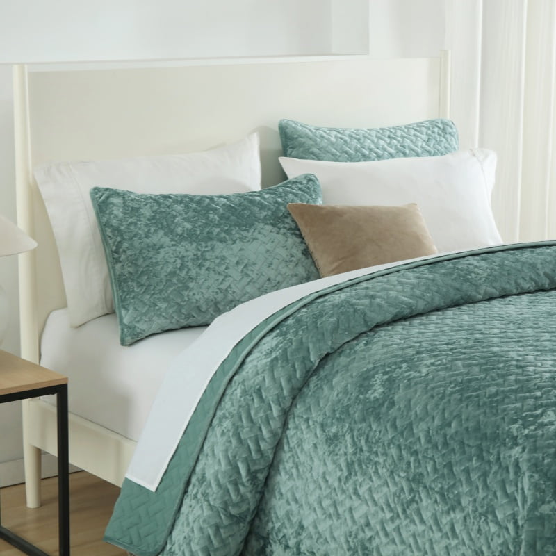 Luxury Christmas Halloween Velvet Quilt King Size, Ultra Soft Autumn