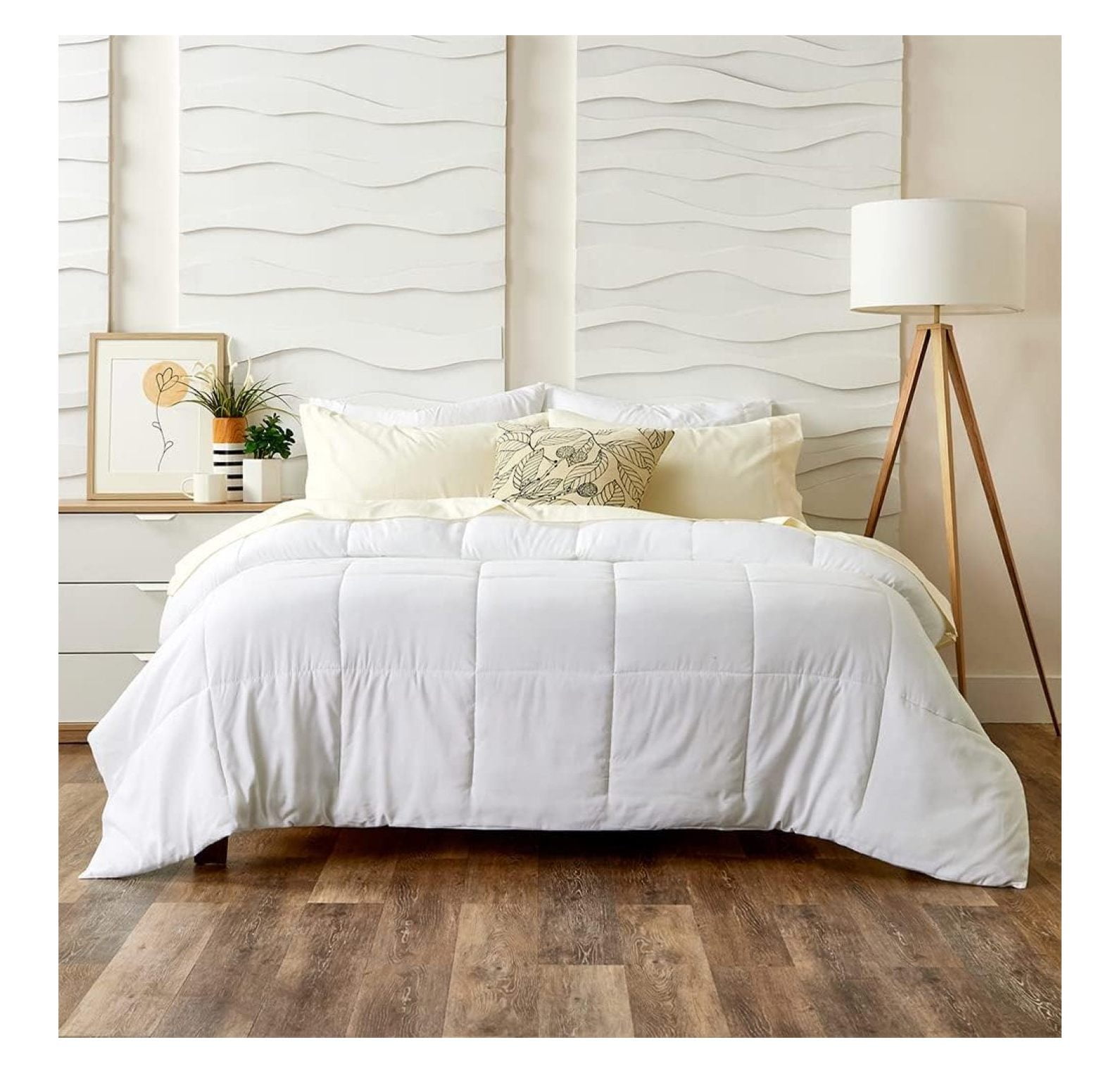 Luxury Down Alternative Comforter Blend of Rayon Derived from Bamboo