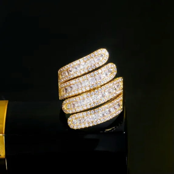 Luxury Dubai Gold Cubic Zirconia Big Resizable Ring for Brides Wedding Banquet