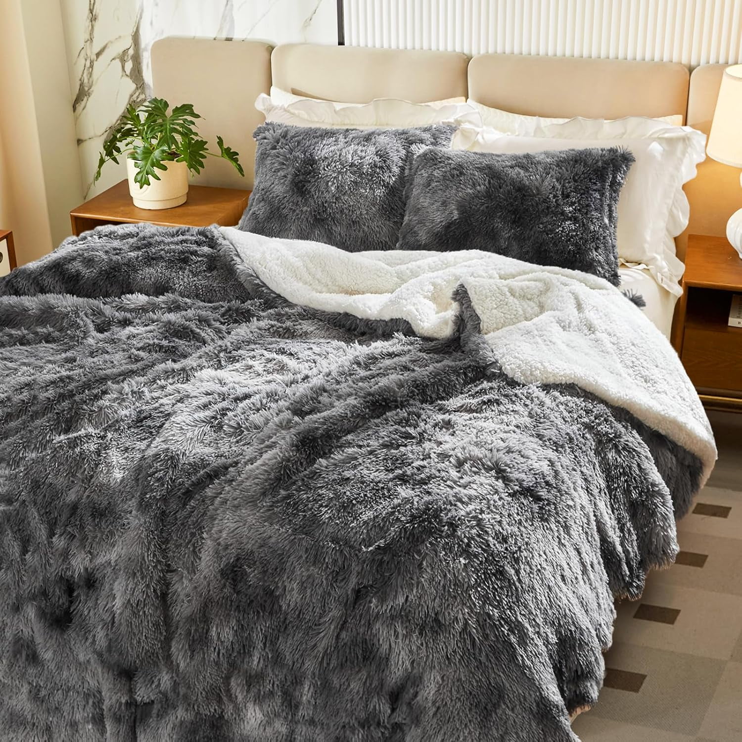 Luxury Faux Fur Shaggy Fluffy Comforter Set King Size Mixed Black and ... - Mix Of Shaggy And Plush Textures