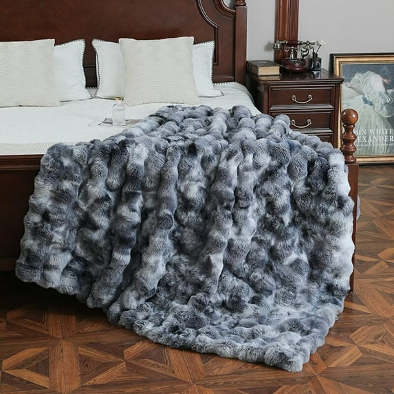 Luxury Faux Fur Throw Blanket - Cozy and Soft Oversized Blanket Perfect for Couch, Sofa, and Living Room - Double Sided Plush Rabbit Texture- Warm and Thick Throw Blanket 60'' x 80'' C133