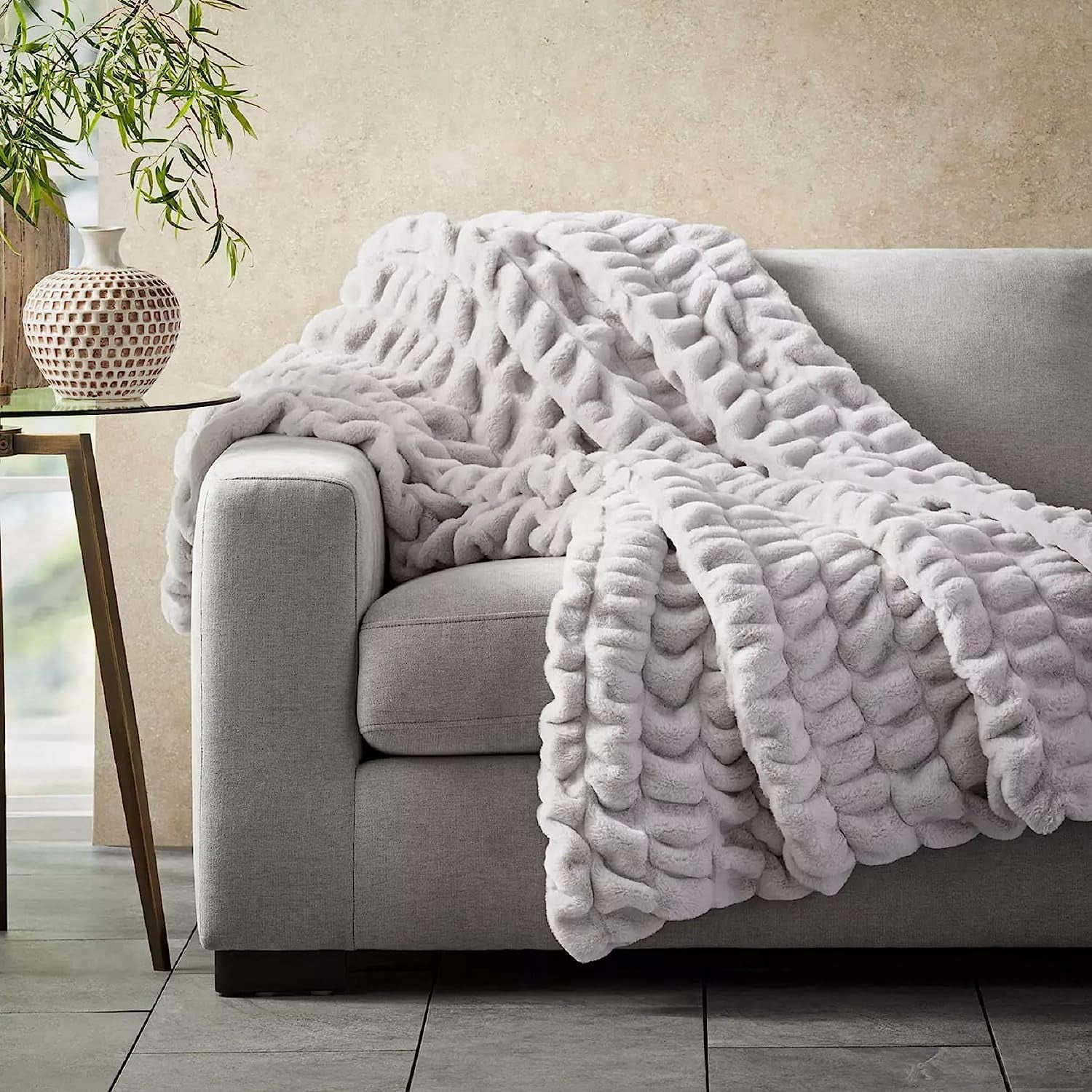 Luxury Faux Fur Throw (Silver Ruched) - Walmart.com