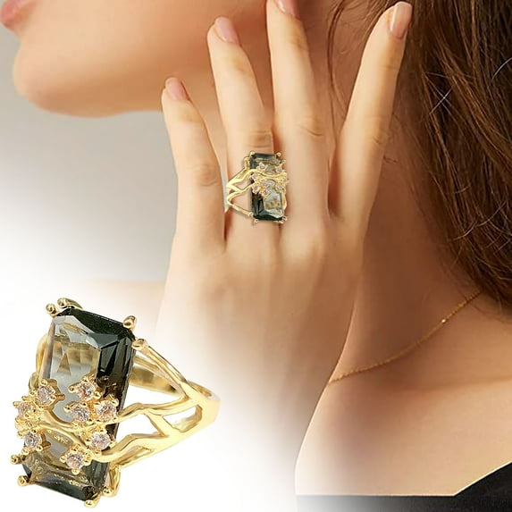 Luxury Golden Crystal Rectangle Wedding Ring Flower Zirconia Cocktail Exaggeration Engagement Charm Statement Fake Jewelry Finger Rings for Women Gift Gold Plated