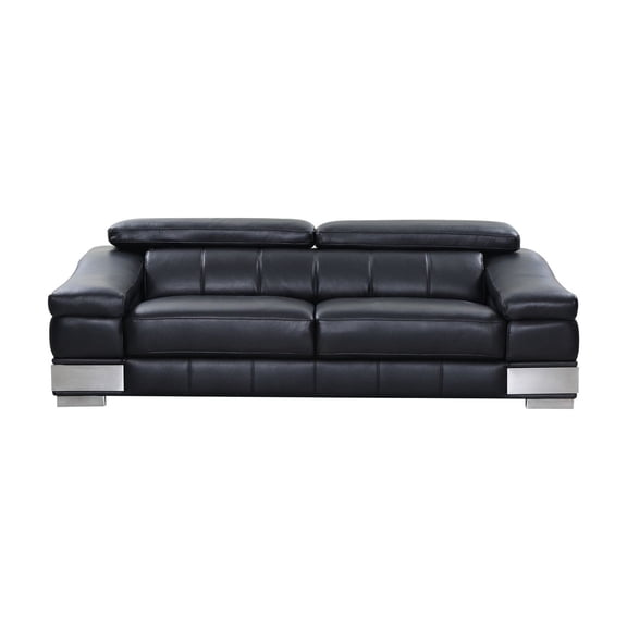 Luxury Italian Leather - Comfortable Seating in Living Room with Durable Frame