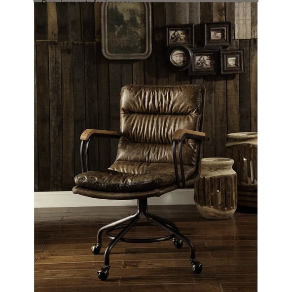 Luxury Leather and Sturdy Structure - Office Work with Enhanced Comfort and Style