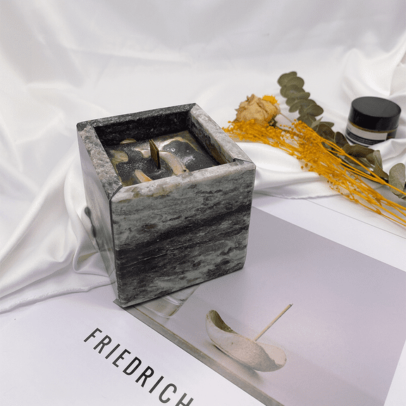 Luxury Marble Aromatherapy Candle, Smokeless Soy Wax, Burns for 25+hours, Handmade Home Decoration, Universe Gold Marble Stones