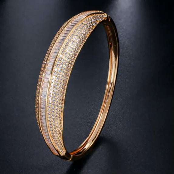 Luxury Noble Cubic Zirconia Gold Plated Big Round Cuff Bangles for Women Brides