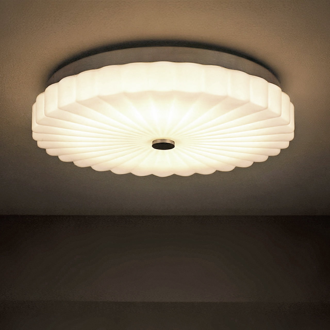 Luxury Traditional Ceiling Light, Brushed Nickel, UQL6379