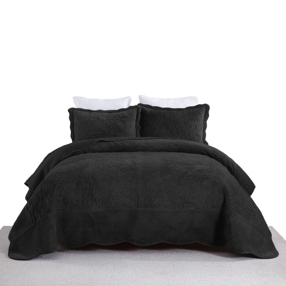 Luxury Velvet Oversized Embroidered Quilted Bedding Set - Soft & Plush 3-Piece Comforter with Shams for All-Season Comfort