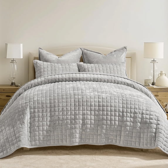 Luxury Velvet Quilt Set King Size, Lightweight Velvet Comforter Set, Oversized Bedspread Coverlet Quilted Bedding Set, with 2 Matching Pillow Shams, for All Season